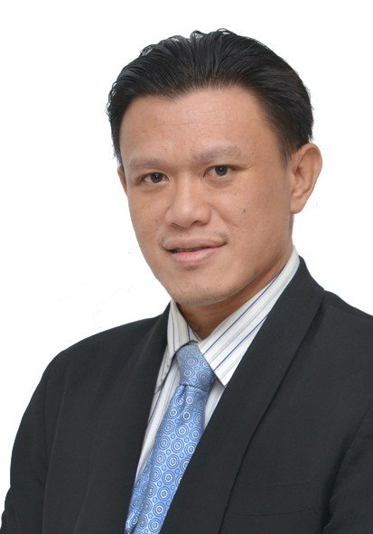 width="750"